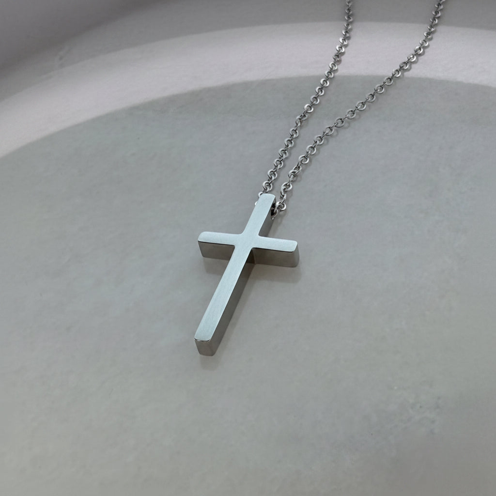 Cross Pendant Silver Necklace