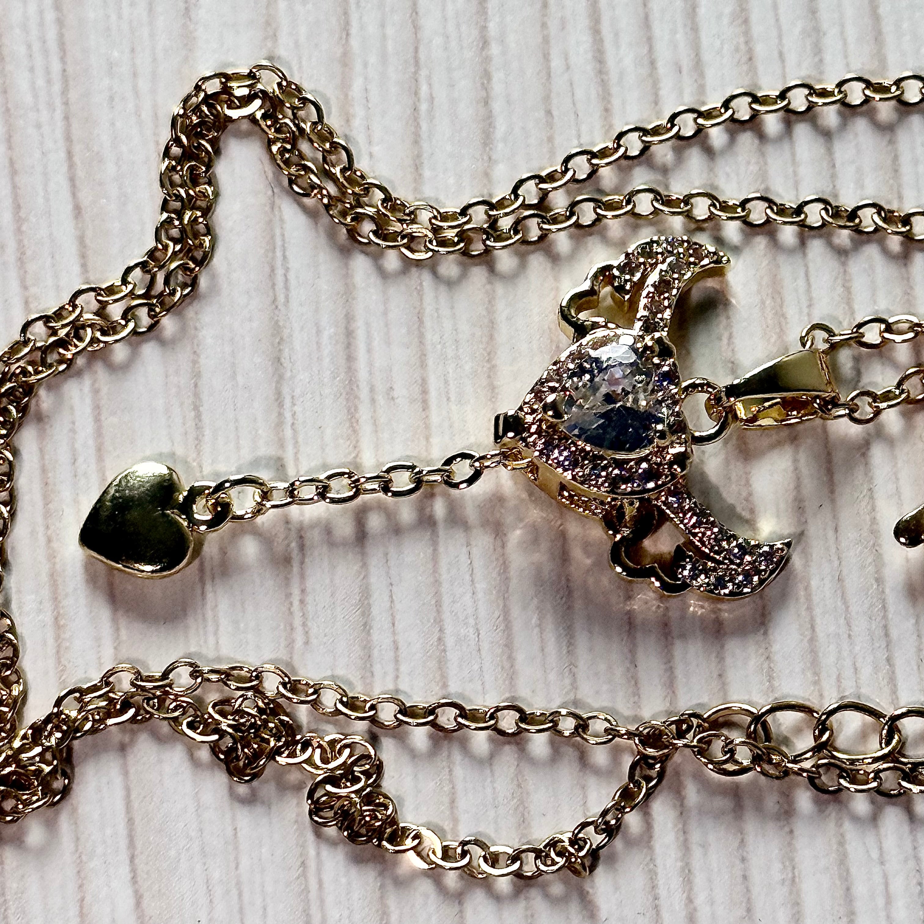 Aile – Gold Winged Heart Necklace